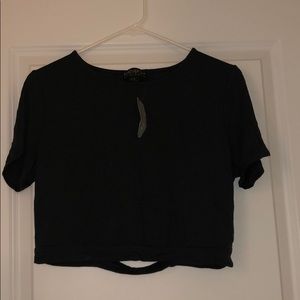 Crop top